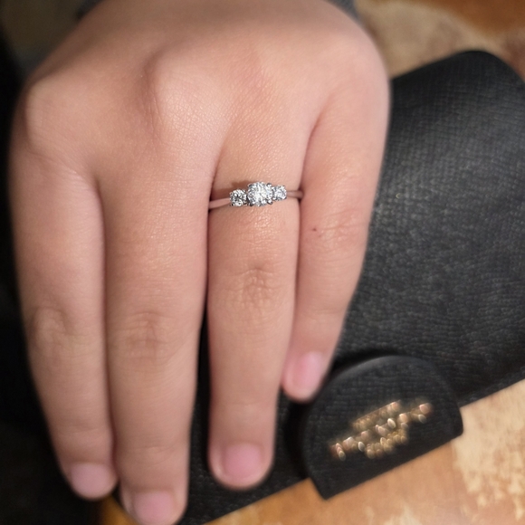 14k White Gold 3 Stone Women's Diamond Ring - Picture 6 of 8